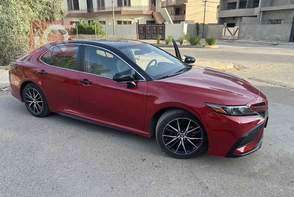 تۆیۆتا کامری